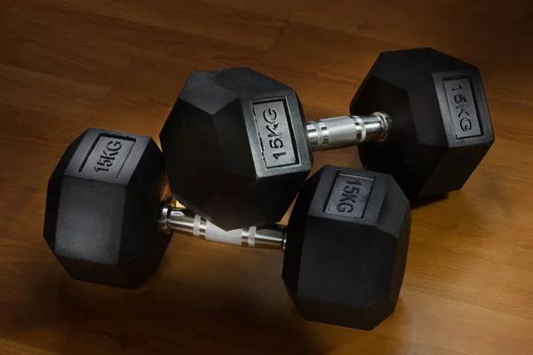 Exploring the World of DIY Dumbbells and Home Fitness